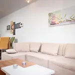 Apartment Vindobona 2 *
