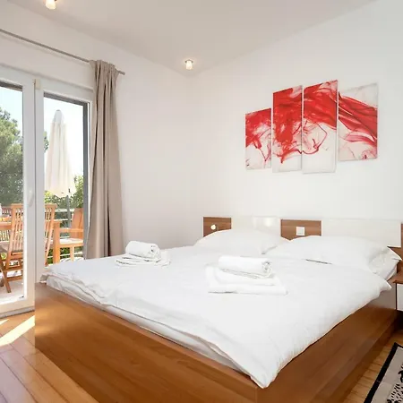 Vindobona 2 Apartman Hvar Town